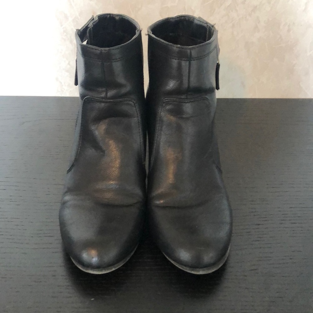 Black booties - 7.5